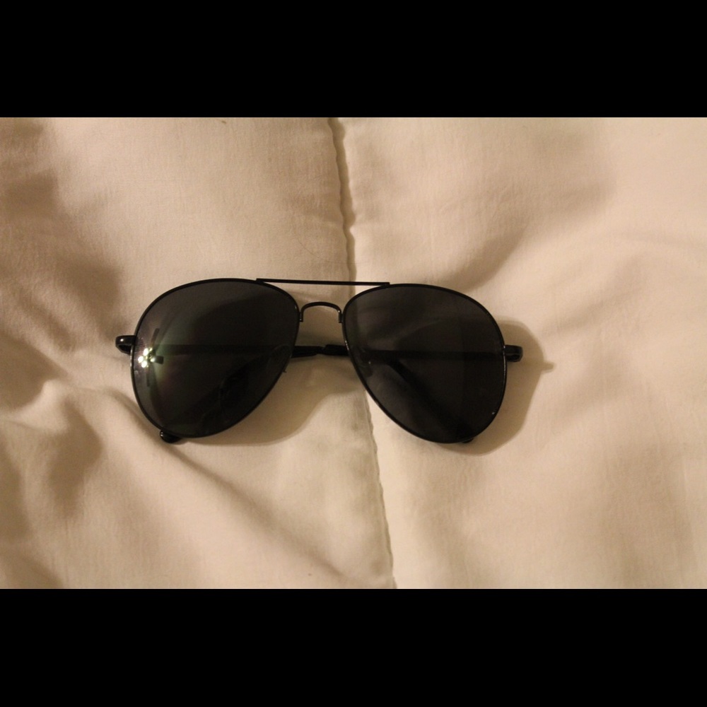 Urban Outfitters Black Aviator Sunglasses