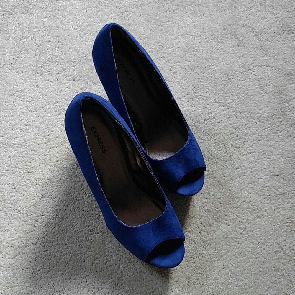 Express Wedges