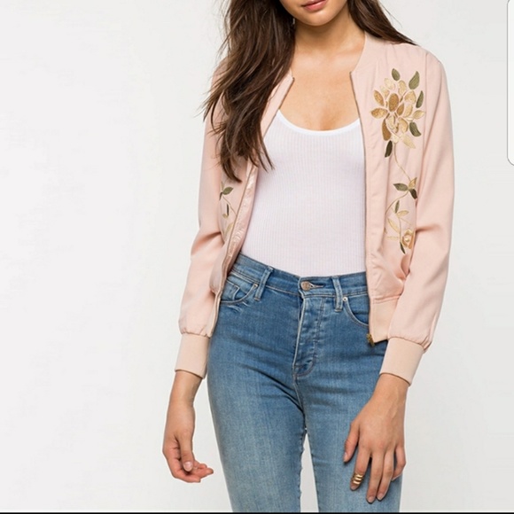 🌸Floral embroidered bomber jacket - Picture 3 of 8