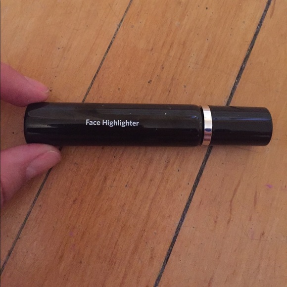 Bobbi Brown Face Highlighter - Picture 3 of 4