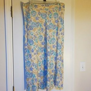 Villager floral skirt