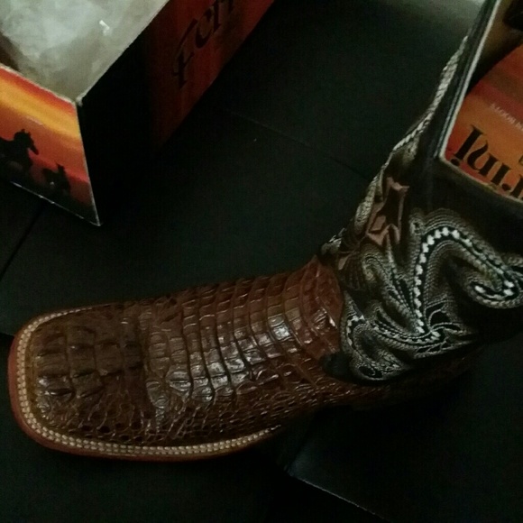 I\'m selling this ferrini caiman cowboy boots main image 4