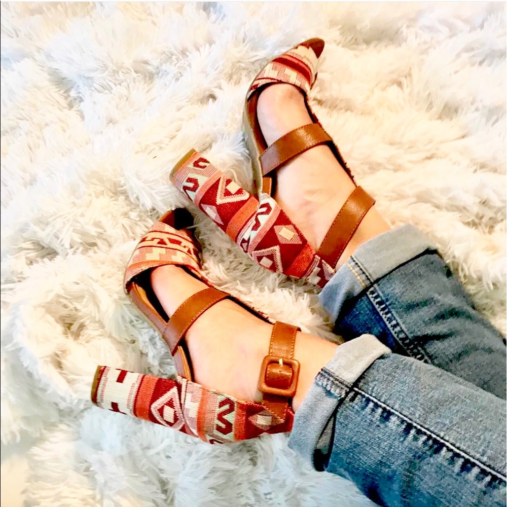Tan Tribal Print Caged Chunky Heel - Picture 4 of 6