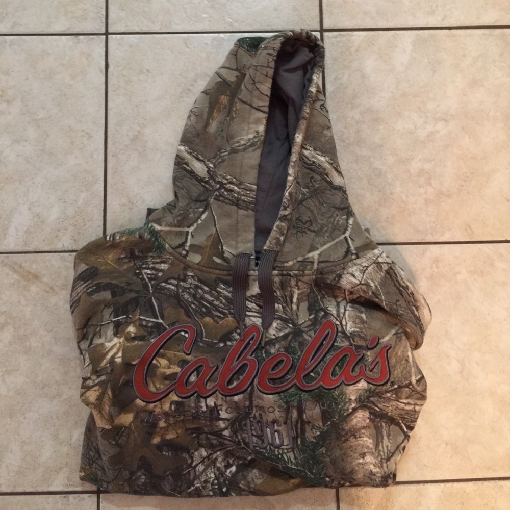 Men's Cabela's hoodie