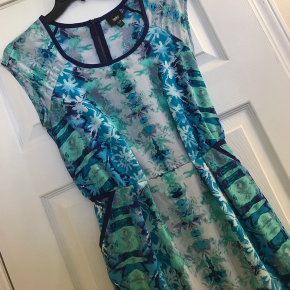 Mossimo Supply Co. Dresses & Skirts - SUPER CUTE WATER COLOR DRESS WITH POCKETS