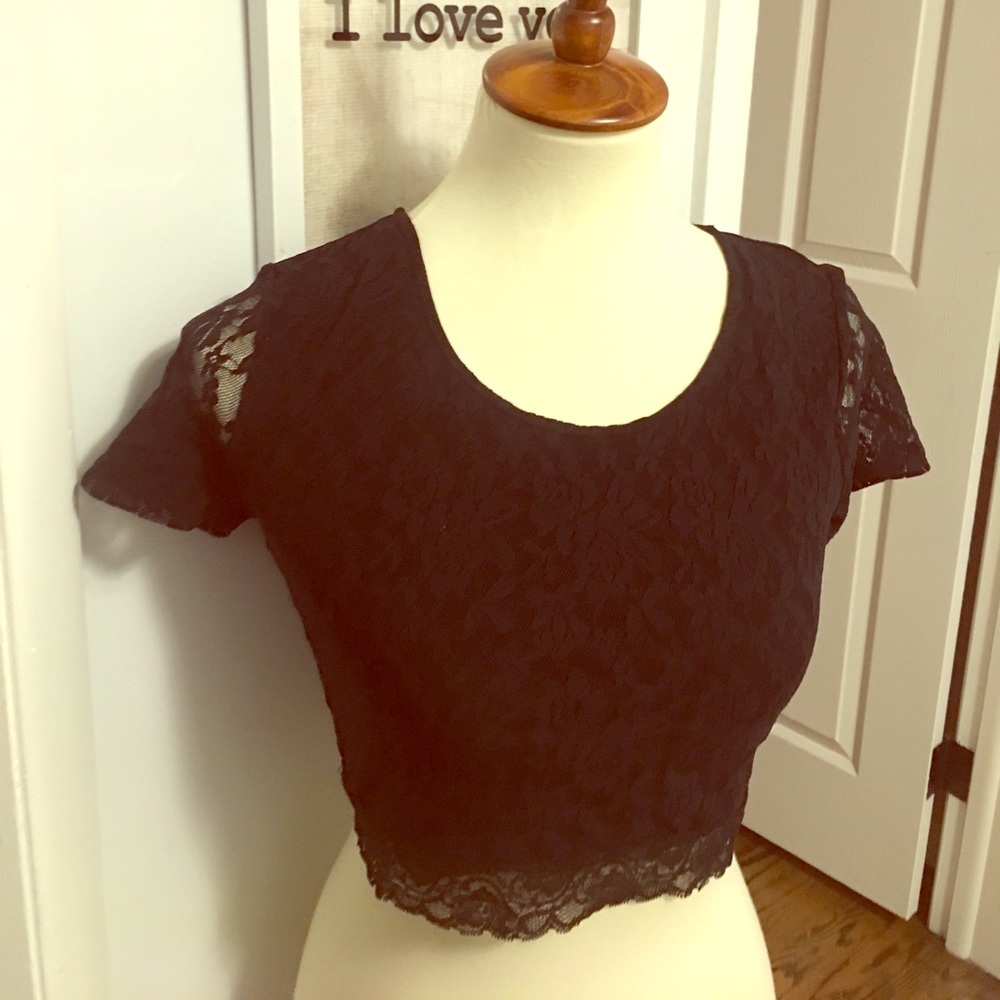 Black Lace crop top