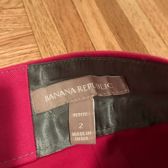 HOT PINK pencil skirt - Picture 2 of 3