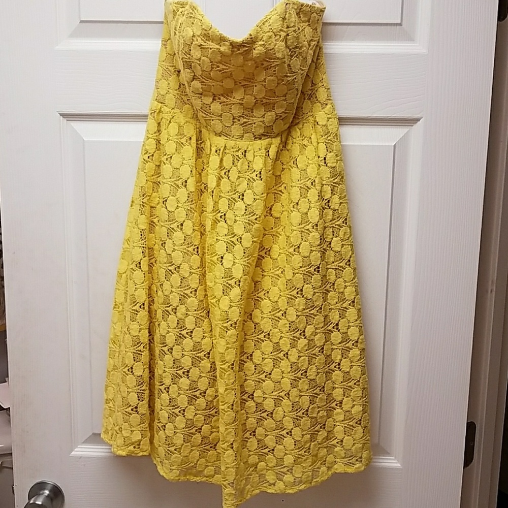 Yellow sundress