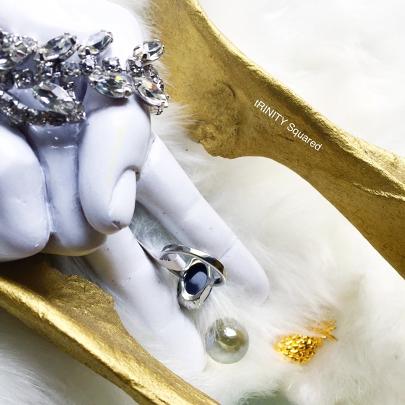 . {SPARKLING JET} Gem cocktail Ring 7 - Picture 8 of 8