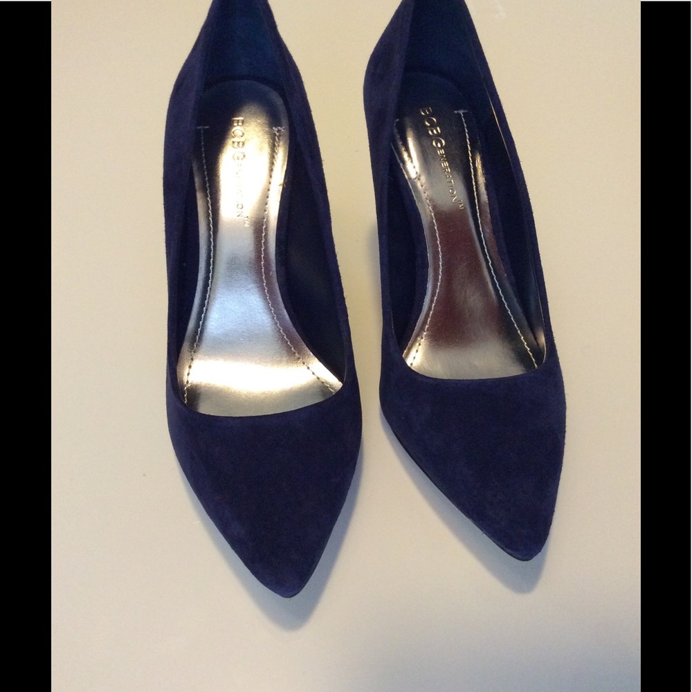 BCBGeneration ollee pump in deep blue