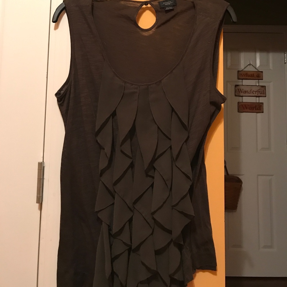 Sleeveless ruffle tank