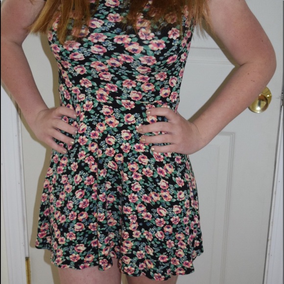 Floral Mini Dress - Picture 2 of 3