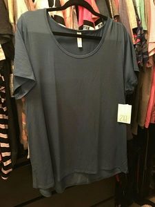 Lularoe 2X classic T brand new with tags