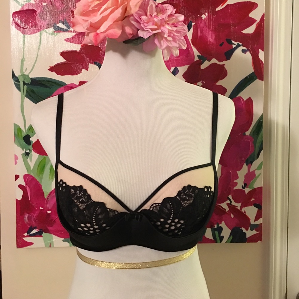 Victoria's Secret bra NWOT