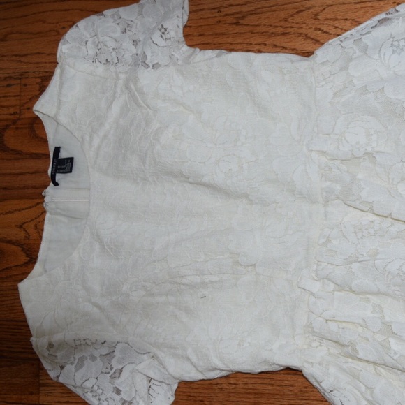 White Floral Blouse - Picture 3 of 4