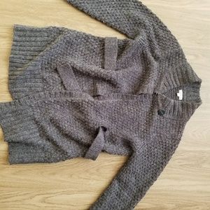 Maternity Apea in the poo