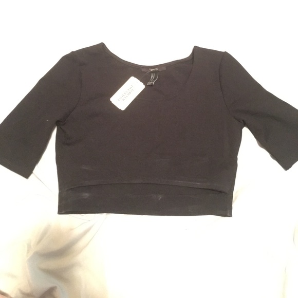 Crop top - Picture 1 of 3