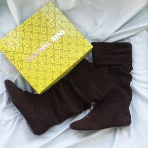 Gianni Bini Women's Brown Boots - Size 10