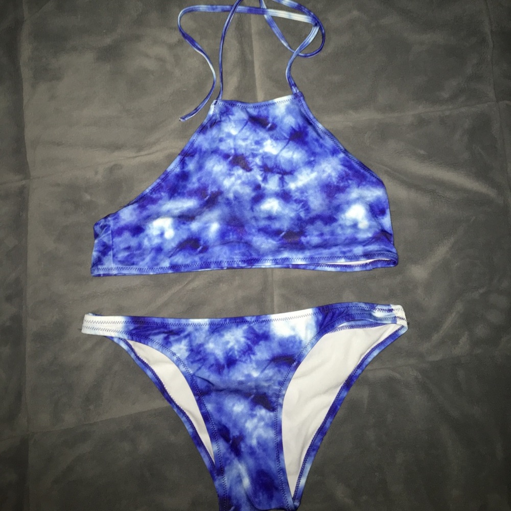 NWOT Blue and white tie dye swimsuit