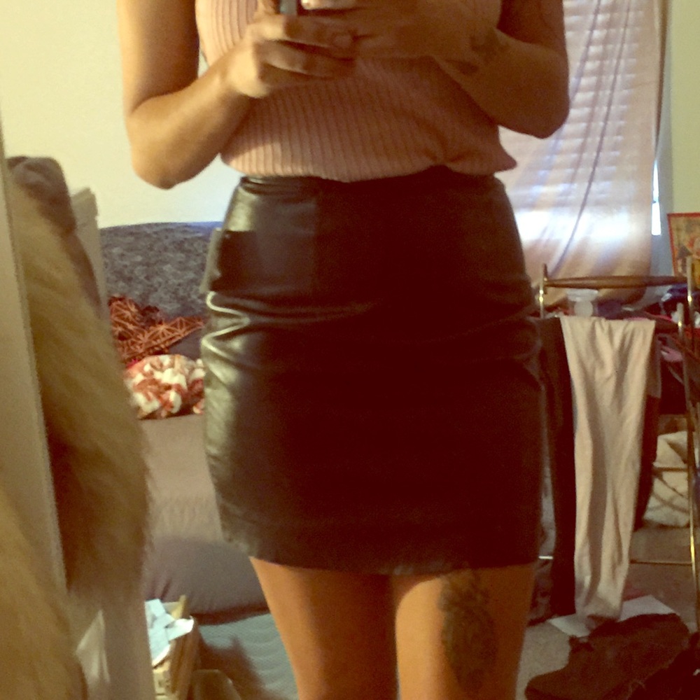 Leather skirt