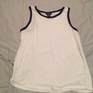 Muscle tank