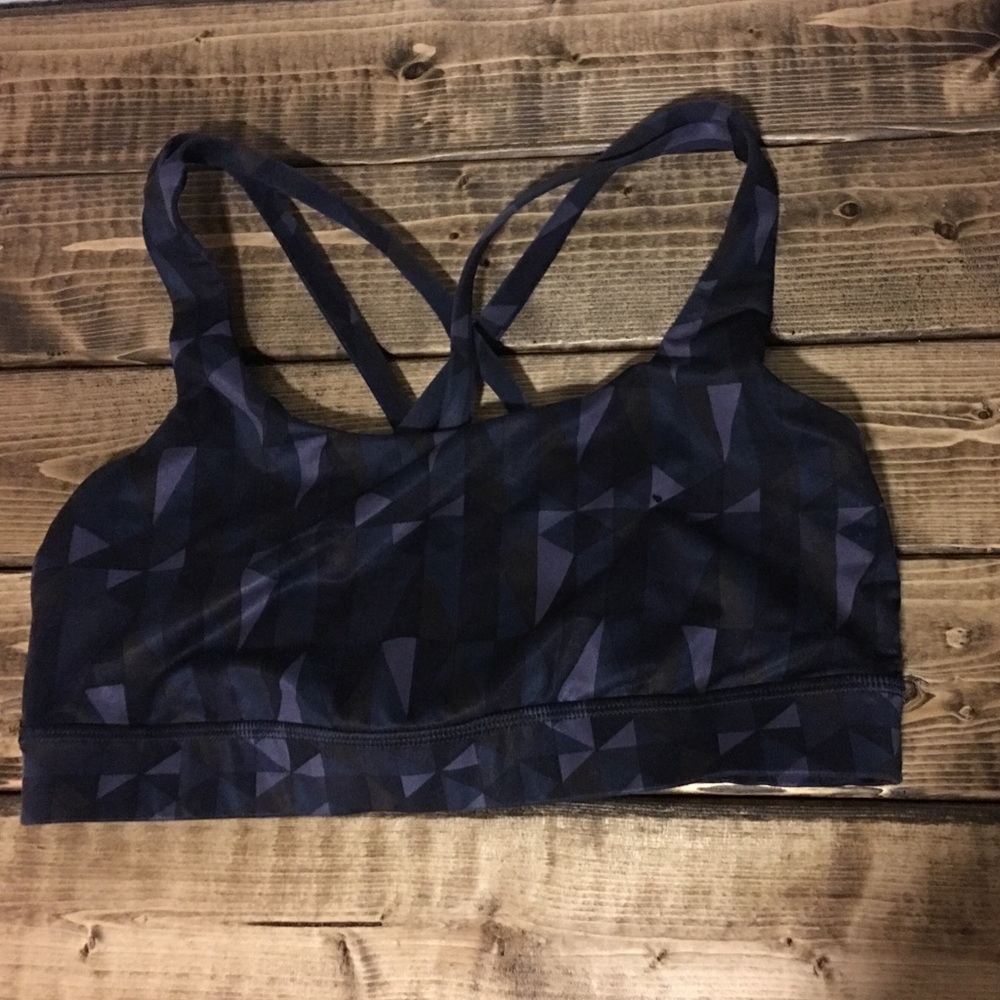 Lululemon sports bra