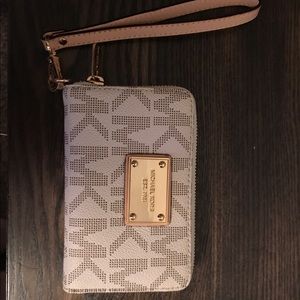 Michael Kors wristlet