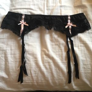Lingerie garter belt
