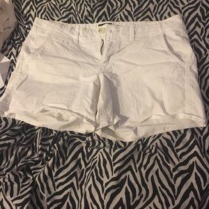 White American eagle shorts