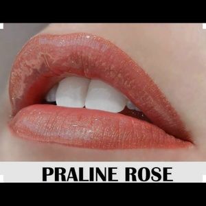 Lipsense praline rose color