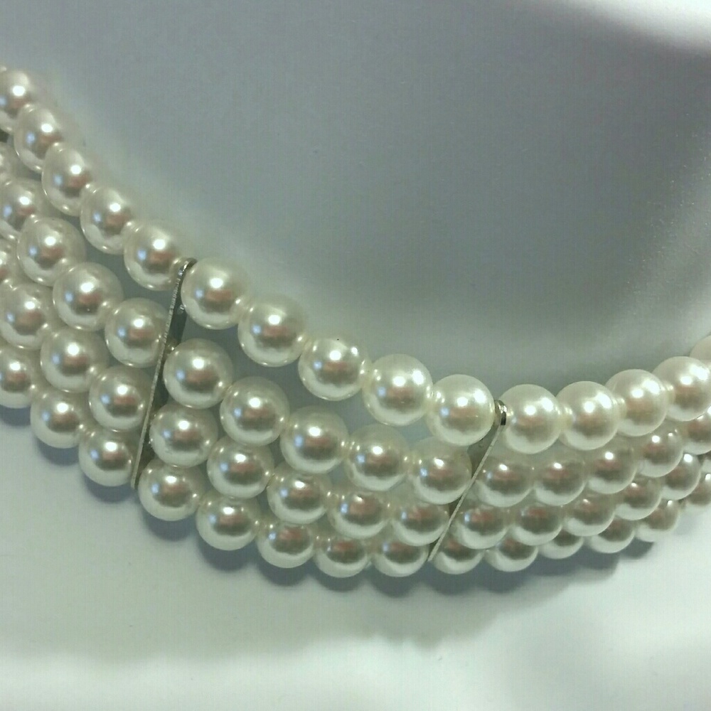 Faux - Pearl Choker w/Matching Studs