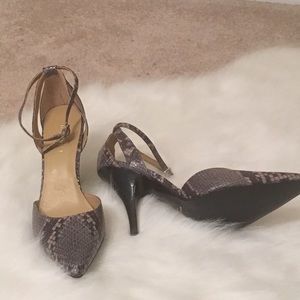 Nine West Snakeskin heels