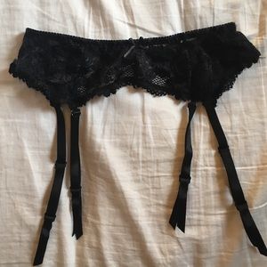 Lingerie garter belt