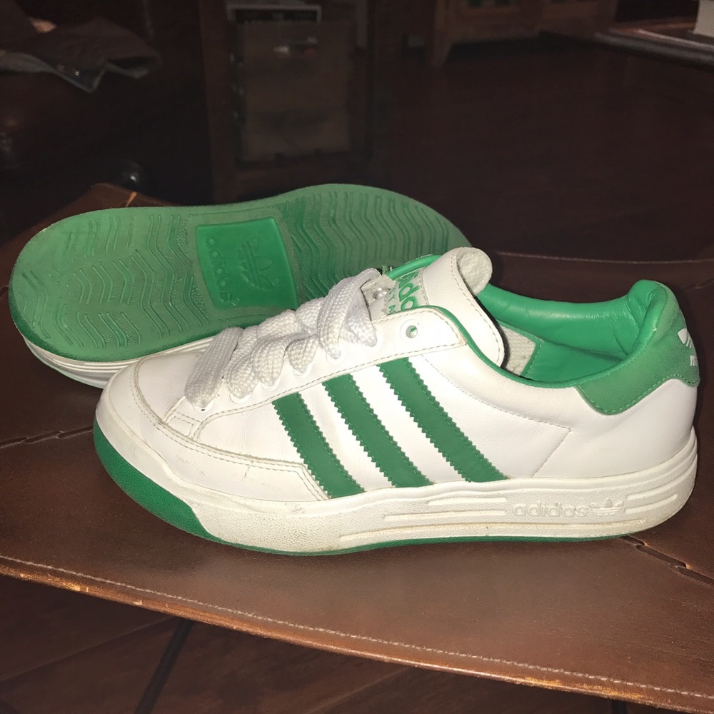 Adidas Nastase Low green tennis shoes