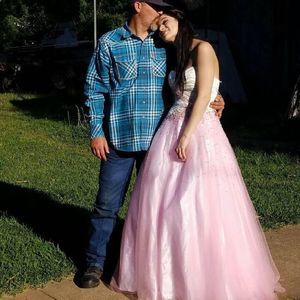 Meet your Posher, Skylar