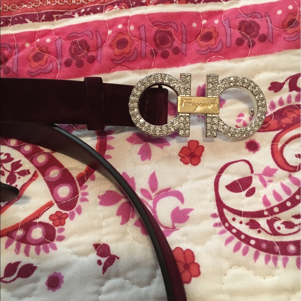 NWT Ferragamo Gancini calf suede belt