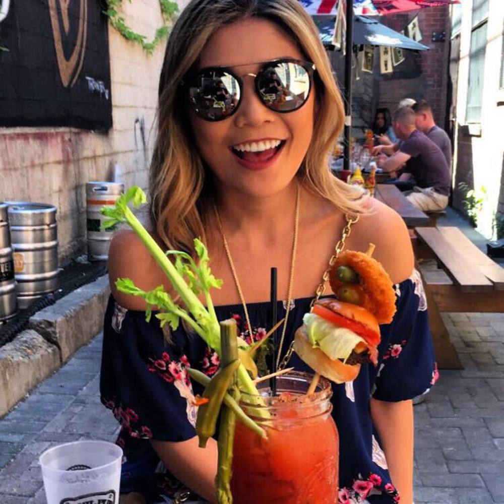 Meet your Posher, Chloe