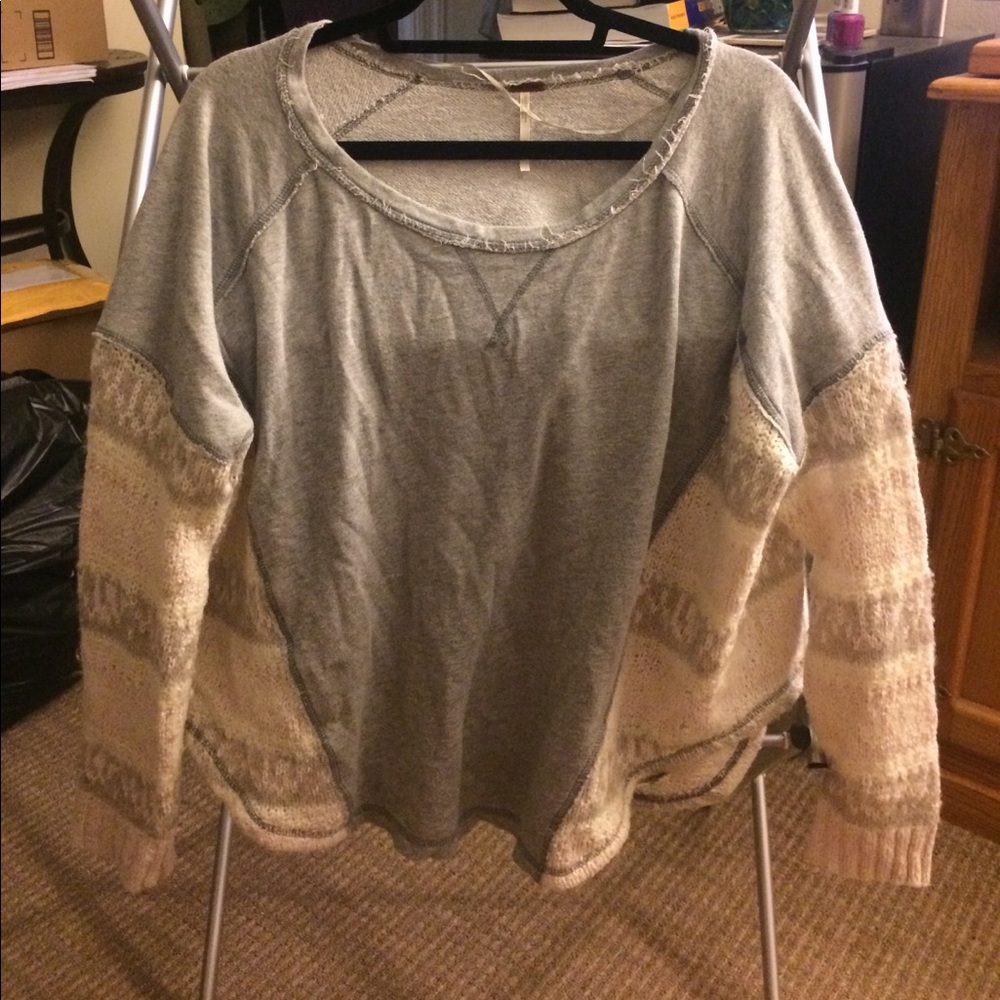 Free People sweater/sweatshirt