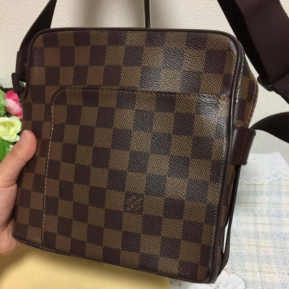 crossbody louis vuitton sling bag Louis Vuitton - Authentic Louis Vuitton DE sling bag from Maria's closet on Poshmark