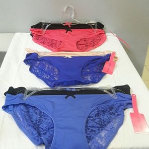Betsey Johnson 2pk lace bikini
