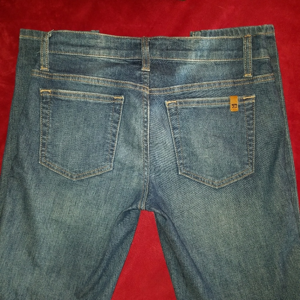 PRE-LOVED Joe's jeans, sz W 26.
