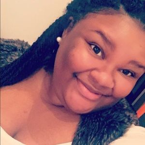 Meet your Posher, Ivy