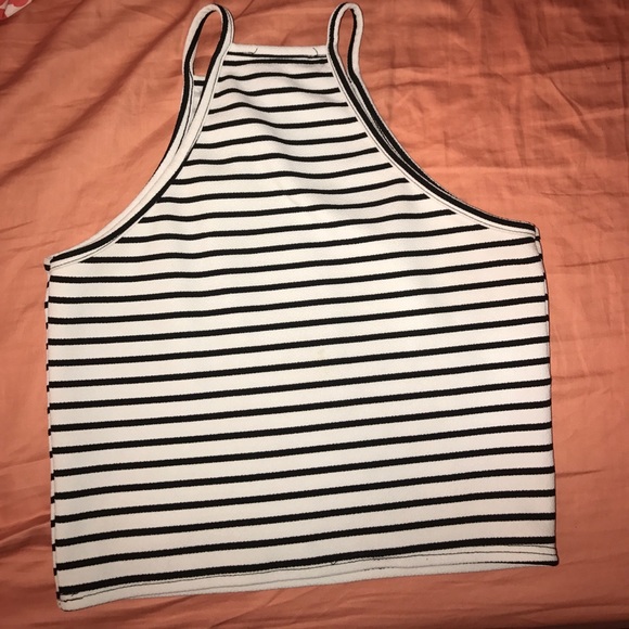 Halter Tank Crop Top - Picture 2 of 3
