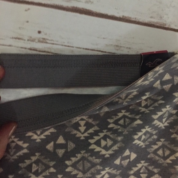 Last NWT Heather Grey Ikat print Mini Skirt - Picture 2 of 4