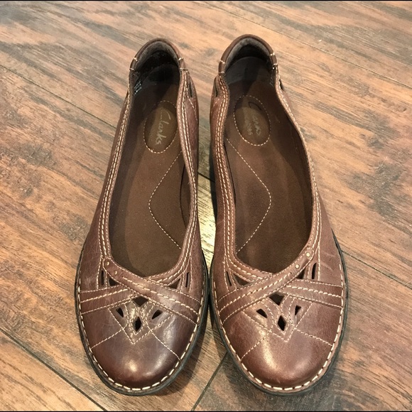 clarks dressy flats