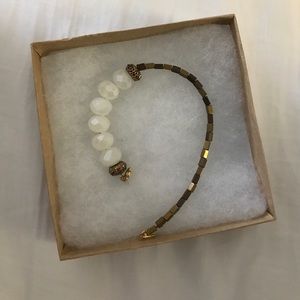 Brand new elegant bracelet