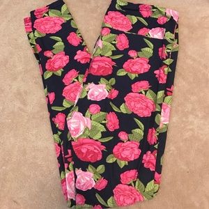 Simple addiction leggings 🌷🌷🌷