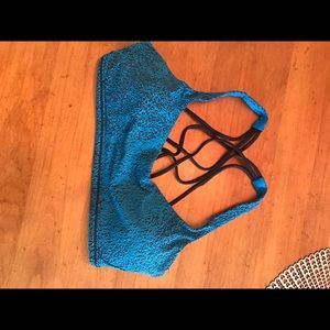 Lululemon Free to be zen bra.