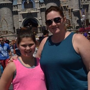 Meet your Posher, Linda