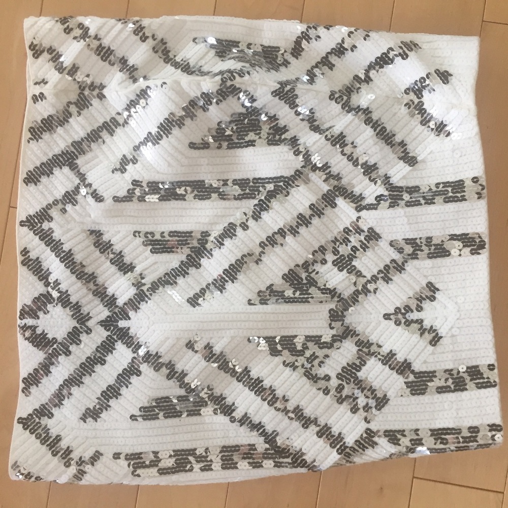 Stretch sequin mini skirt